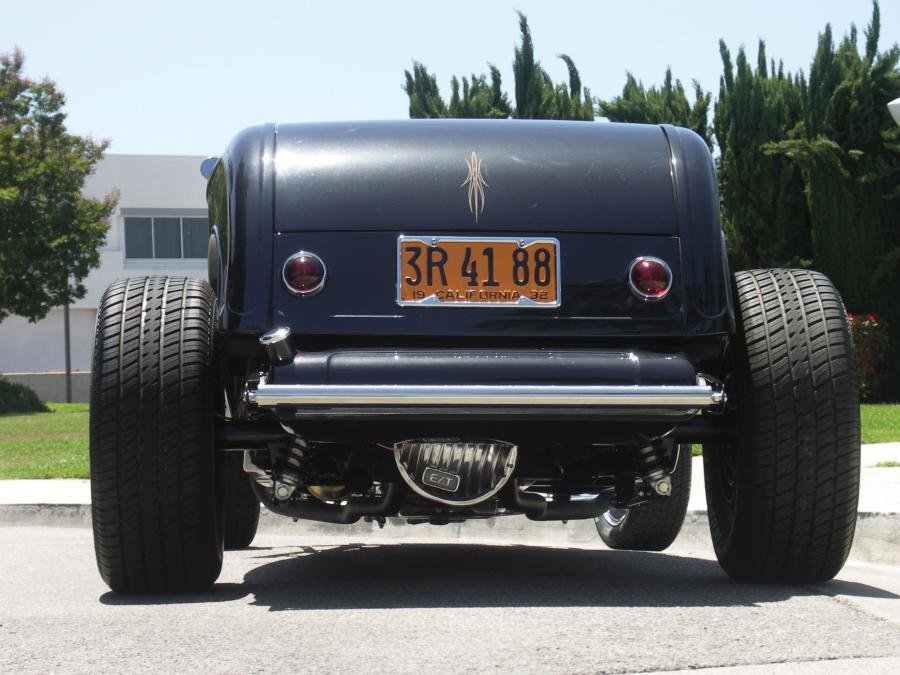  Ford Hi-Boy Custom Roadster 1932 года  (фото 6 из 11)
